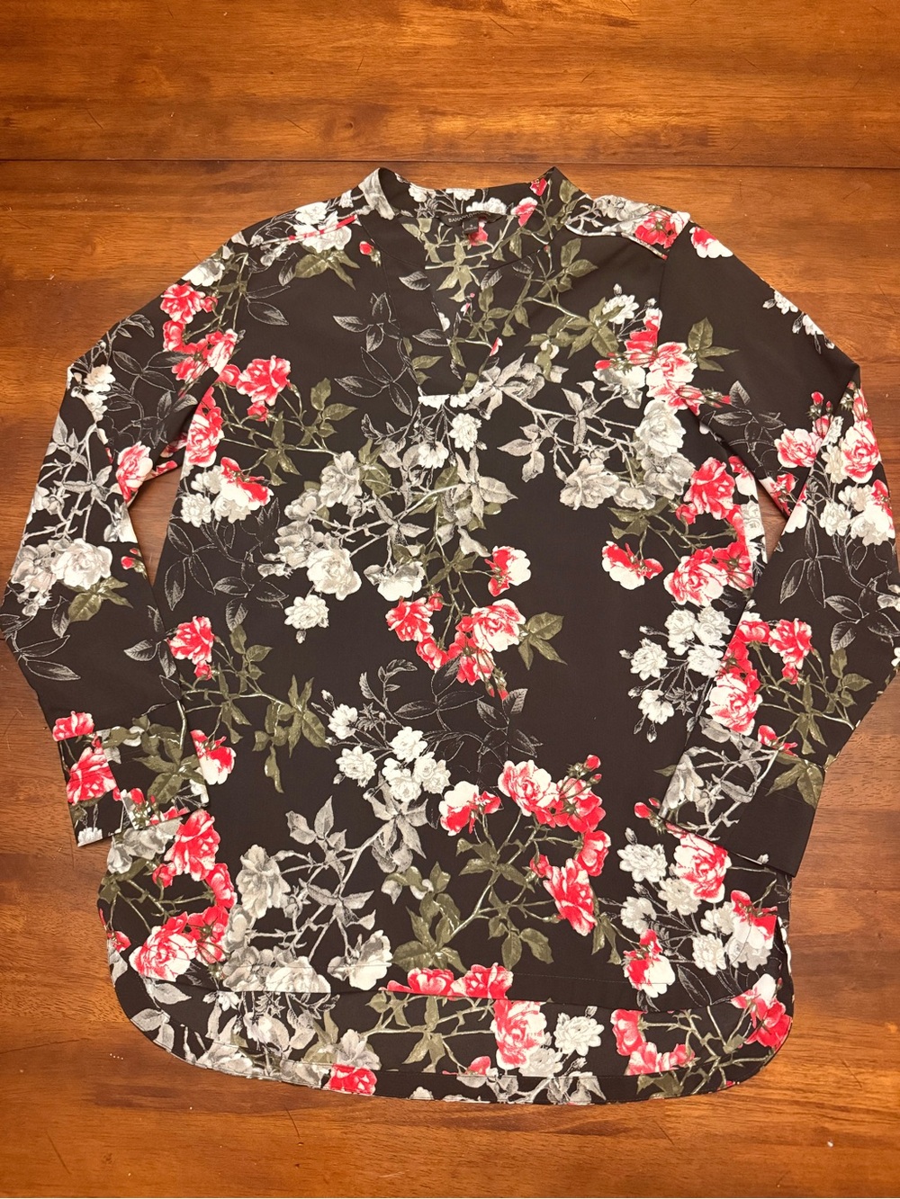 Banana Republic Black Blouse with White and Red Floral Print Size Small